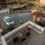 펜션 7days-suite & Seaview Agkidia