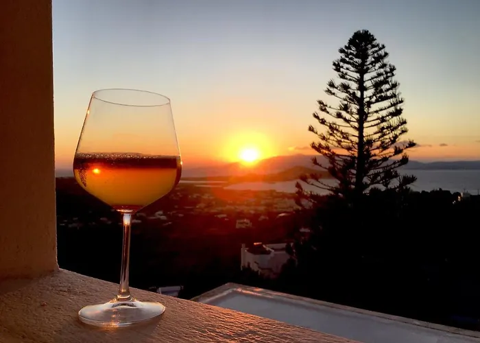 Дом отдыха 7days-suite & Seaview Agkidia