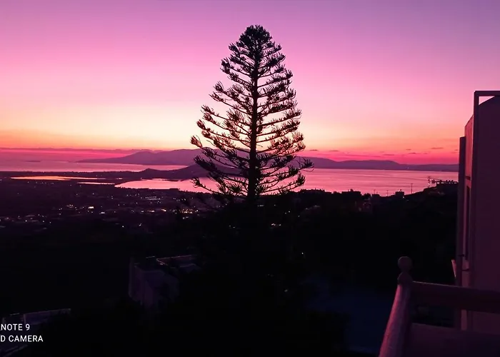 7days-suite & Seaview Дом отдыха Agkidia